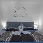Diamond Vir