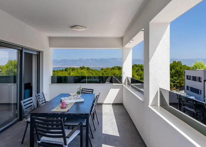 Diamond Апартаменты Вир